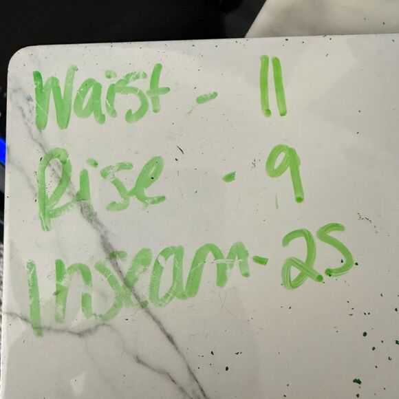 Lululemon Women’s 4 Original Align Maroon Chevron Rare - Picture 4 of 5